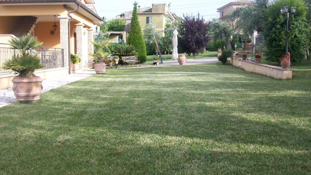 Canneto  Il Giardino Degli Ulivi Bed & Breakfast エクステリア 写真
