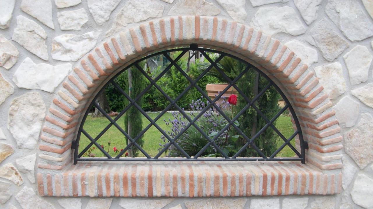 Canneto  Il Giardino Degli Ulivi Bed & Breakfast エクステリア 写真
