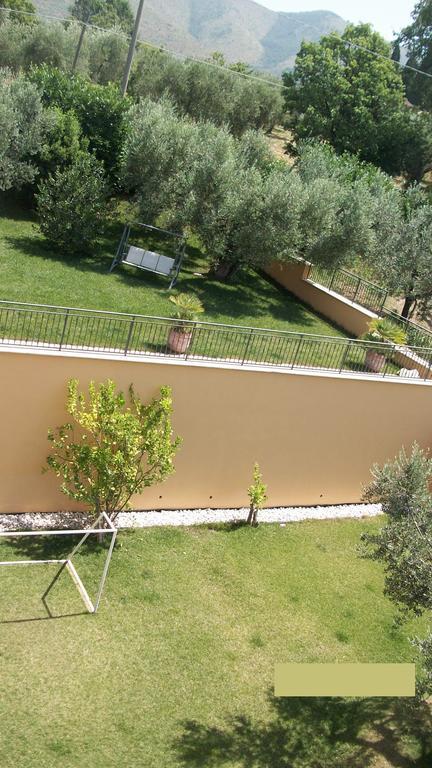 Canneto  Il Giardino Degli Ulivi Bed & Breakfast エクステリア 写真